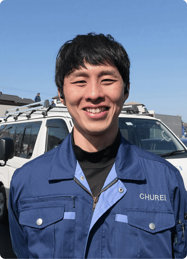 2013年入社／新卒 サービス部